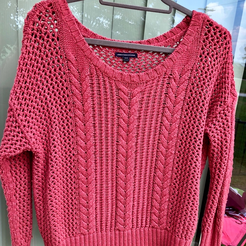 American Eagle Sweater !